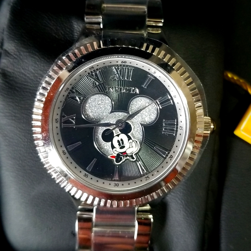 Mickey mouse invicta limited edition watch